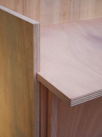 atelier moins mais mieux contrepalqué okoumé