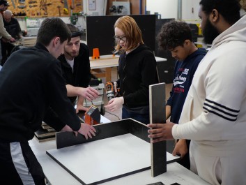 chantier participatif atelier moins mais mieux